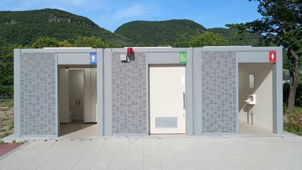 マンモスプレイパークTARUMI / 亀水中央公園 / 亀水バラ公園 / 亀水バラ園の新設トイレ